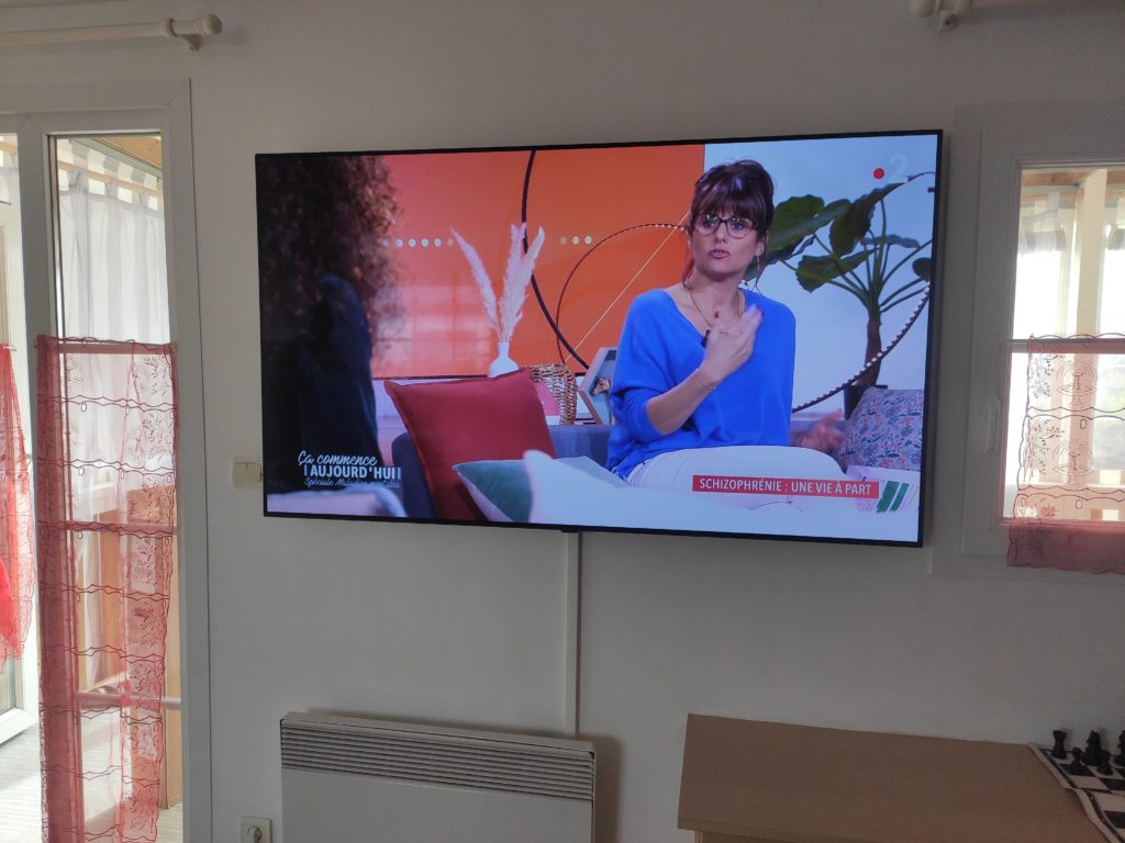 SABLIMAGE ANTENNE LES SABLES DOLONNE TV OLED LG 50
