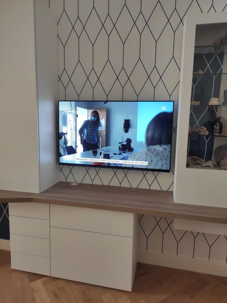 SABLIMAGE ANTENNE LES SABLES DOLONNE TV OLED SONY 51
